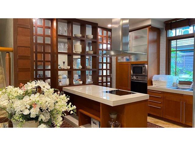 RENTบ้านหรู สระว่ายน้ำส่วนตัว 5ห้องนอน