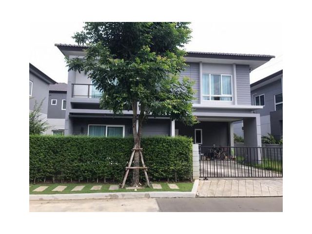 ขายบ้านเดี่ยว 2 ชั้นพร้อมเฟอร์ CENTRO บางนา-วงแหวน