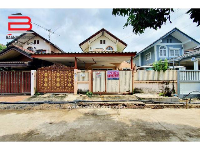 บ้านเดี่ยว หมู่บ้าน สินทรัพย์นคร เนื้อที่ 45 ตร.ว. ซอยเทพรักษ์20 เขตบางเขน