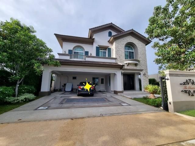 ให้เช่าบ้านเดี่ยวระดับ Super luxury นันทวัน รามอินทรา-พหลโยธิน50 บ้านหลังใหญ่สไตล์ Tuscany เหมอะพักอาศัย