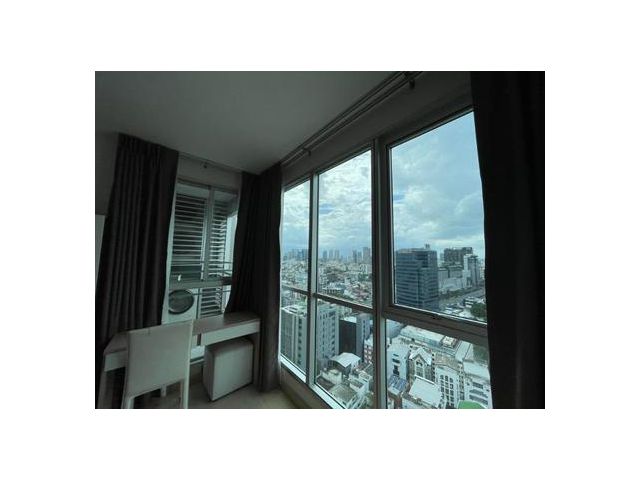 Rhythm Ratchada 1 Bed