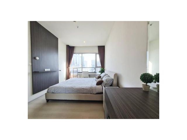 Life Ratchadapisek 2 Bed