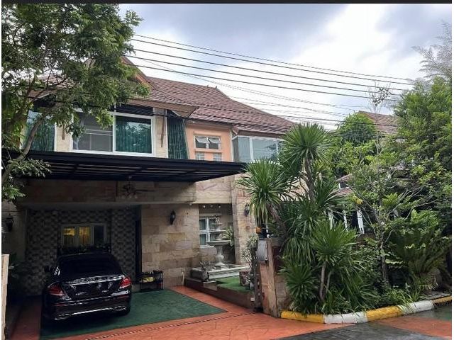 ขายบ้าน 70 ตรว. ซอยนวลจันทร์ พร้อมเฟอร์นิเจอร์