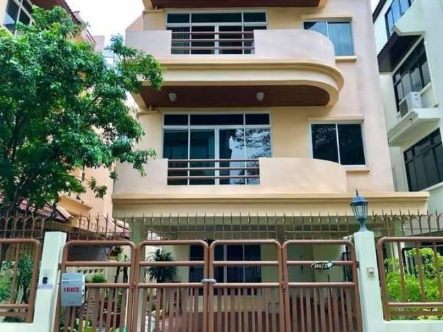 ให้เช่า/rentสุขุมวิท 31 ใกล้เอ็มโพเรียม