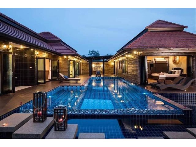 บ้านสไตล์ล้านนาโมเดิร์น พูลวิลล่า 52/52