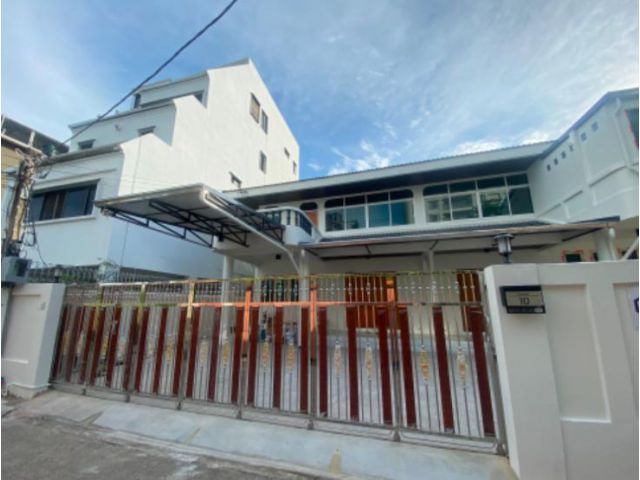 ขายบ้านเดี่ยว2ชั้น สาทรซอย13 เนื้อที่ 87 ตรว