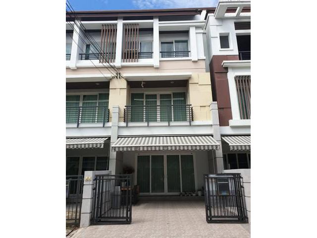 บ้านกลางเมือง Urbanion พระราม 9-ลาดพร้าว