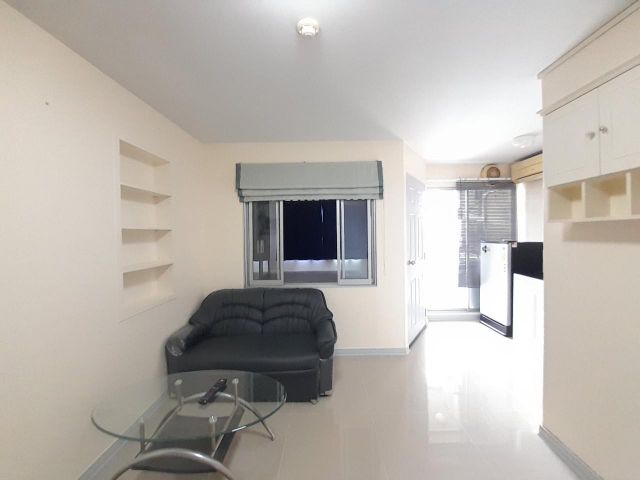 *ห้องให้เช่า*ลุมพินีคอนโดทาวน์ บดินทรเดชา-รามคำแหง