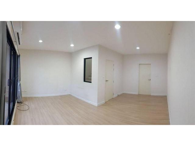 B20 ให้เช่า ทาวน์โฮม  บ้านกลางเมือง นวมินทร์ 42