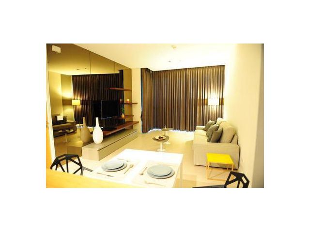 The River Condominium 1 Bed