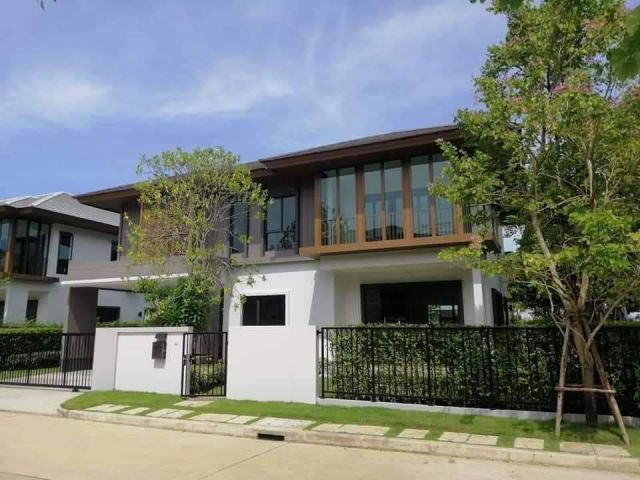 ขายบ้านเดี่ยว บุราสิริ พัฒนาการ (Burasiri Pattanakarn) 82.4 ตร.ว 4 ห้องนอน บ้านใหม่ หลังมุม ใกล้สวน #บ้านเดี่ยวพัฒนาการ