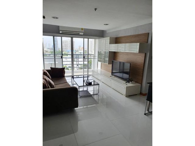 2beds available at Waterford Sukhumvit 30/1