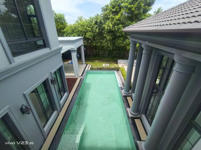 ขายคฤหาสน์หรู The Grand Pinklao Alpina