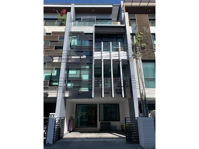ขายด่วน Sale Home office พระราม 9 พัฒนาการ Home office Nirvana Rama 9 โฮมออฟฟิศ 4 ชั้น ที่จอดรถเยอะ ใกล้ทางด่วนพระราม 9