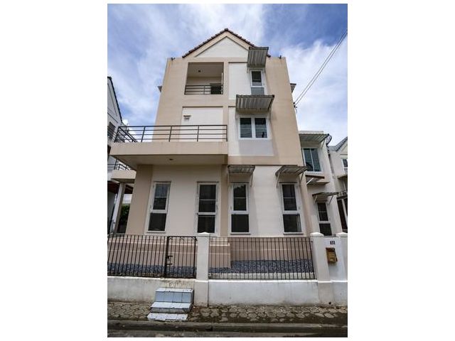 ขายบ้านเดี่ยว 3 ชั้น บ้านสวย
