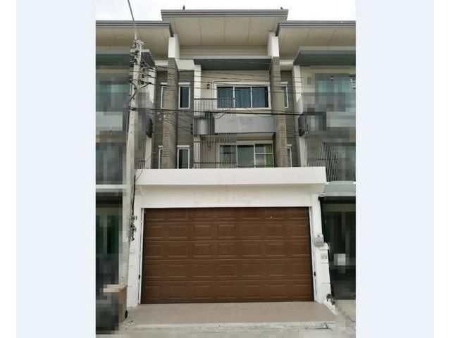 ให้เช่าทาวน์โฮม 3 ชั้น ทาวน์อเวนิว กรุงเทพกรีฑา 7