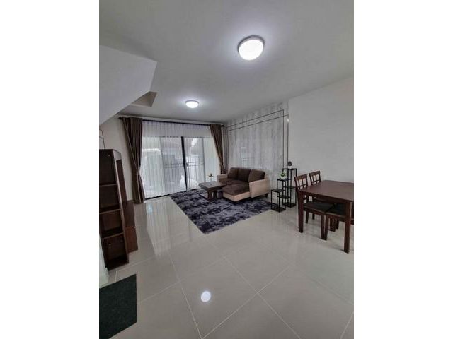 POR1820 ให้เช่าทาวน์โฮม บ้านกลางเมือง รามอินทรา