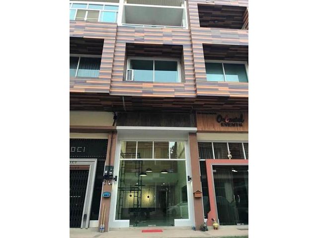 T01976 ให้เช่าทาวน์โฮม Chiangmai Business Park