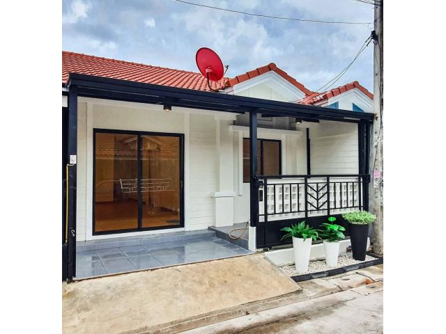 ทาวน์เฮ้าส์ 1ชั้น 18 ตร.ว. หมู่บ้านพฤกษา41 ซ.กันตนา สไตล์มูจิ-มินิมอล