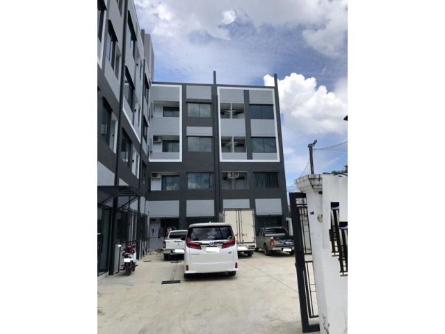 ให้เช่า Apartment  4 ชั้น ตกแต่งอย่างสวยงาม  ซอยรามคำแหงซอยต้นๆ  พื้นที่ 215 ตารางวา พื้นที่ใช้สอย 1,600 ตารางเมตร
