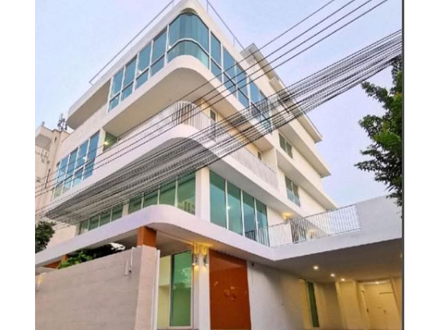 ขายบ้านเดี่ยว 5 ชั้นมีลิฟท์ เนื้อที่ 70ตรม อ่อนนุช