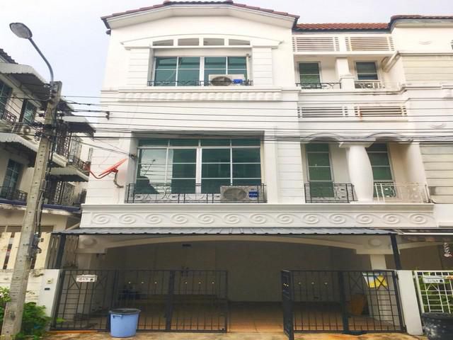 ให้เช่าทาวโฮม โครงการ บ้านกลางเมือง โยธินพัฒนา