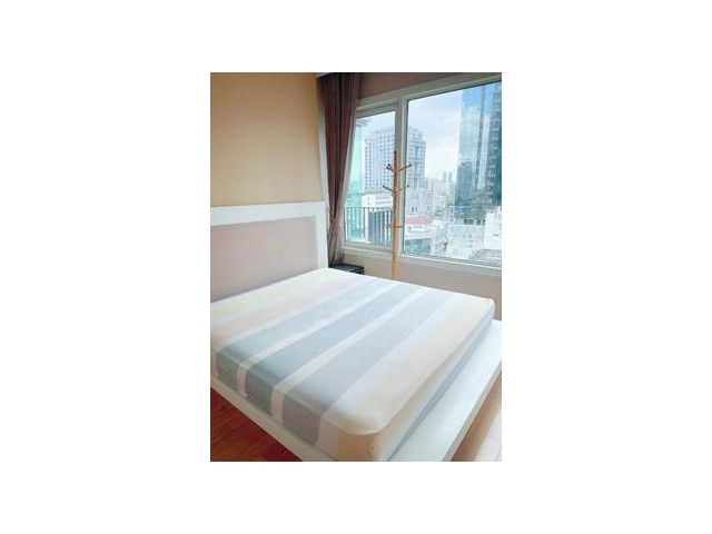 Siri at Sukhumvit 2 Bed