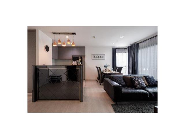 Rhythm Sukhumvit 36-38 2 Bed