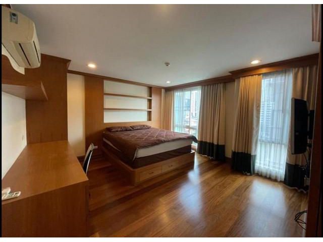 CRB617 The Aree Condominium Soi Aree 4