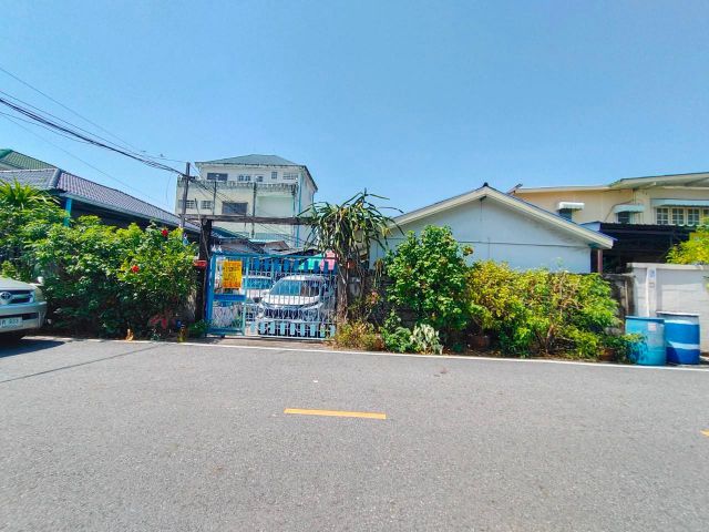 ขายบ้านเดี่ยวชั้นเดียว หมู่บ้านทรัพย์บุญชัย  จังหวัดสมุทรปราการ