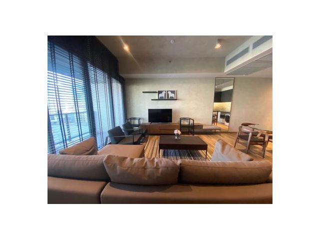 The Lofts Asoke 2 Bed
