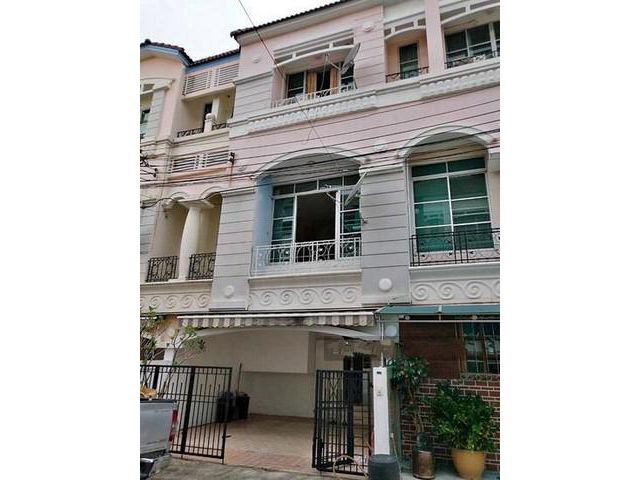 [0113]ทาวน์โฮมบ้านกลางเมือง ลาดพร้าว-โยธินพัฒนา