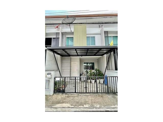 หมู่บ้านเนอวาน่า ซอยอ่อนนุช65