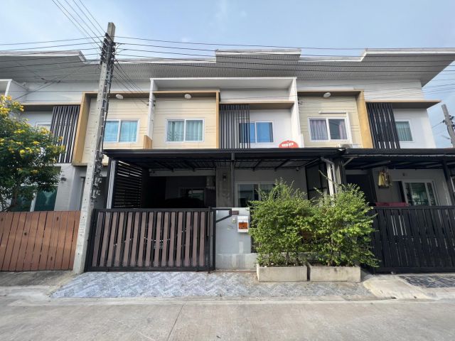 ขาย/ให้เช่า บ้านทาวน์โฮม2ชั้น เดอะโมดิช บางบัวทอง (ถนนลำโพ)ตกแต่งพร้อมอยู่ เฟอร์ครบ