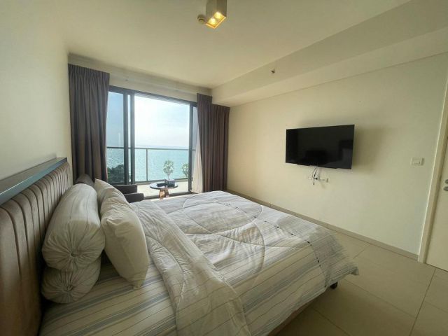 For rent Zire wongamat Beach front 2 bed room 103Sq.m (S03-1021)