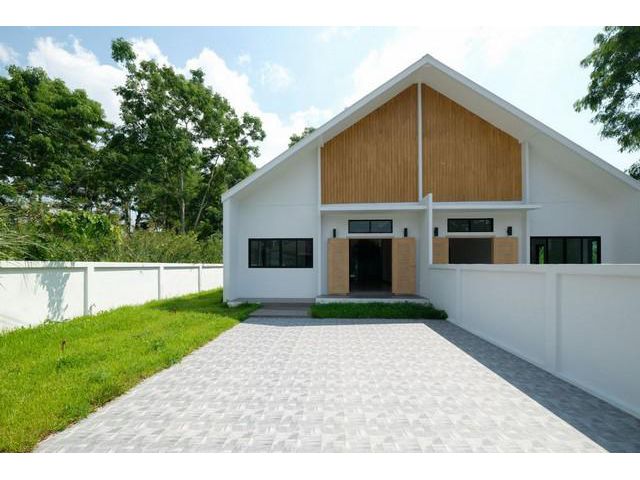 S00782 ขายบ้านแฝดหลังใหญ่ ใกล้โรงพยาบาลสันทราย