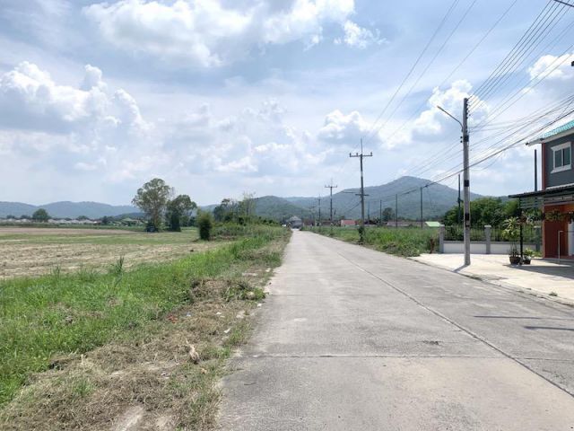 ##ขายที่ดิน 24ไร่ หน้ากว้าง 180เมตร ลึก 210เมตร ตำบลบ้านบึง อำเภอบ้านบึง ชลบุรี ที่ดินวิวภูเขา ห่างจากถนนชลบุรี-บ้านบึง(ทล.344)500เมตร##