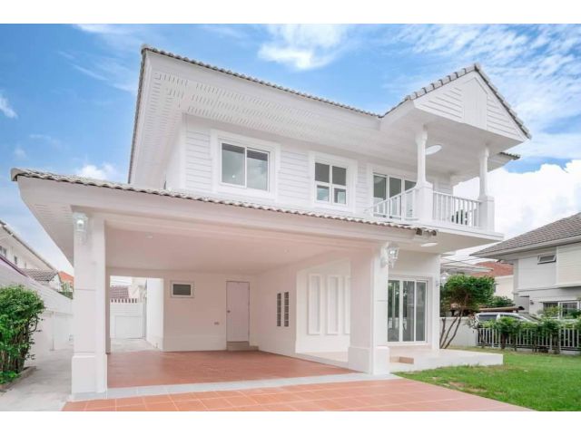 บ้านเดี่ยว(หลังมุม) 57.6 ตร.ว. หมู่บ้านพร็อพเพอร์ตี้ เพอร์เฟค รีโนเวทใหม่ทั้งหลัง พร้อมเข้าอยู่ ใกล้เซ็นทรัลเวสเกต,อีเกี