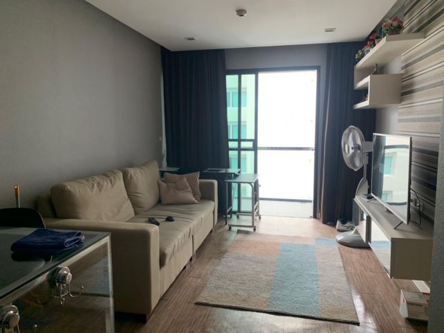 Sixty six condominium Pattaya