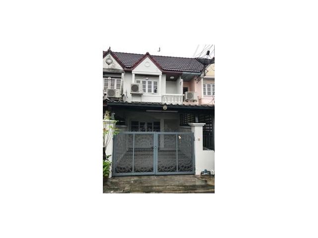 ให้เช่าทาวน์เฮ้าส์ 2 ชั้น  ซอยลาดพร้าว 106