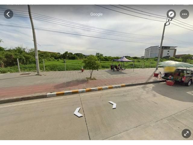 ขายที่ดิน เนื้อที่ 9-0-81 ไร่ ติดถนนพัฒนาการ
