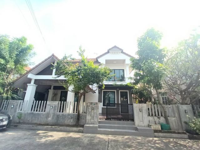 บ้านเดี่ยว 2 ชั้นสไตล์โมเดิร์นพร้อมฟอร์นิเจอร์บางส่วน #หมู่บ้านบุรีรมย์ แต่งสวยพร้อมอยู่ มีน้ำตกบ่อเลี้ยงปลา