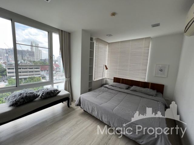 ให้เช่าคอนโดมิเนียม 2 ห้องนอน ใน ดิ แอลโคฟ 49 ใกล้ BTS ทองหล่อ