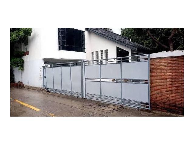 ให้เช่าโฮมออฟฟิศ 2.5 ชั้น ลาดพร้าว18 189 ตรว