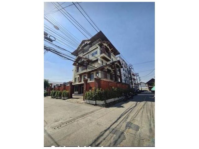 ขายอาคาร 5 ชั้น ซอยเสนานิคม1 เนื้อที่ 105ตร.ว.