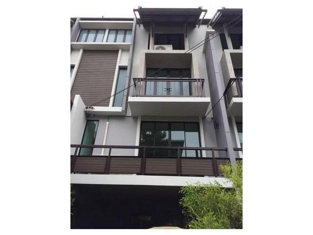 ให้เช่าทาวน์โฮม4 ชั้น อารียาแมนดารีน่า อ่อนนุช