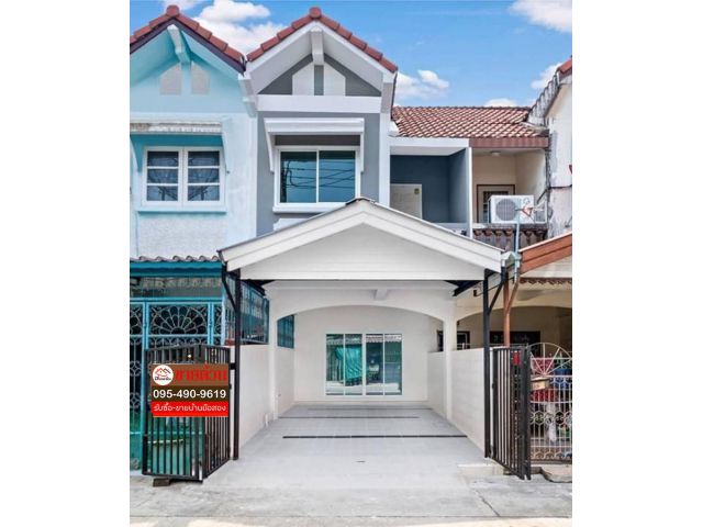 ทาวน์เฮ้าส์ 2 ชั้น 18 ตร.ว. บัวทองธานีเฟส1 บางบัวทอง ตรงข้ามตลาดสมบัติบุรี ใกล้แม็คโครบางบัวทอง,โลตัส,ไทวัสดุ,โรงพยาบาลก