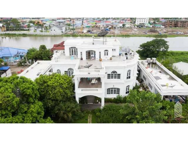 ขายบ้านเดี่ยวหมู่บ้าน Green Lake กรีนเลค