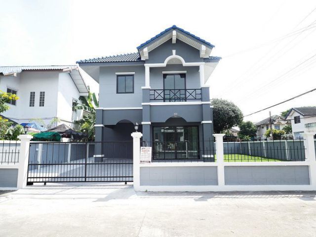 ขายแล้วค่ะ บ้านเดี่ยว 2 ชั้น ม.ซื่อตรง โครงการชมสวน ขนาด 56 ตรว. 3นอน 2น้ำ บ้านแปลงมุม พื้นที่กว้าง มีสนามหญ้าขนาดใหญ่