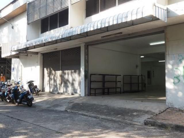 RB1029 ให้เช่าโกดังเก็บสินค้า ซอยลาดพร้าว 101